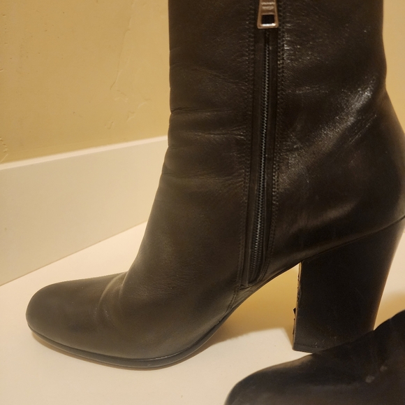 PRADA LEATHER ANKLE BOOTS 40/10 - Picture 5 of 7
